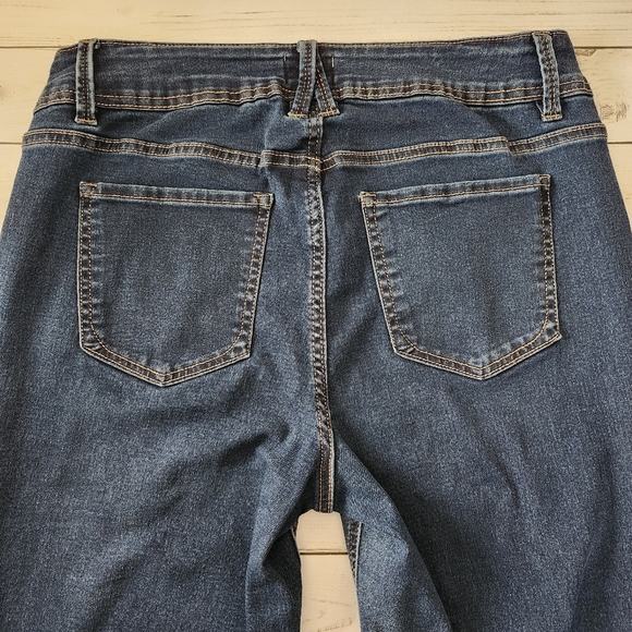 Angels Forever Young Everluxe Curvy Bootcut Jeans 12/31 NWOT - Picture 8 of 11